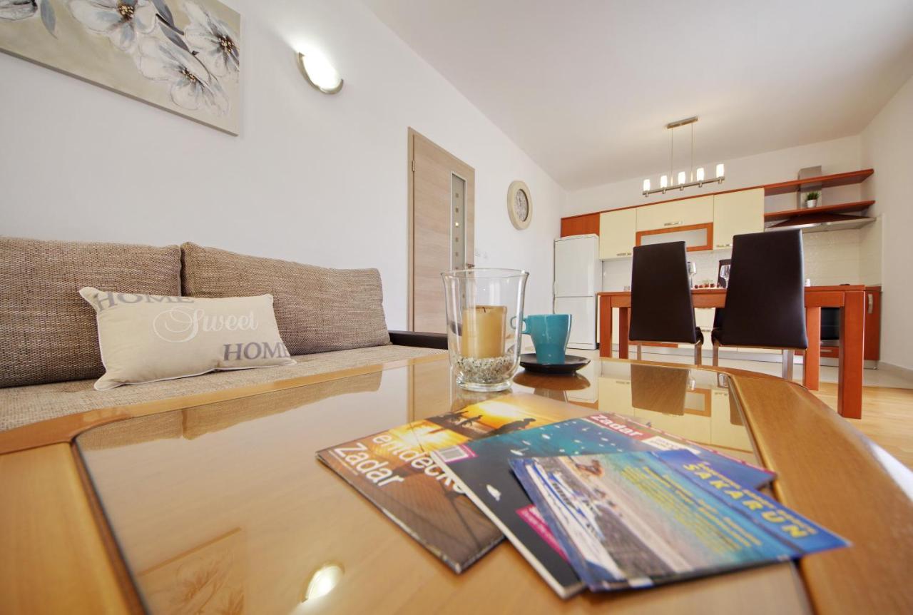 Apartmani Emili Sukošan Esterno foto