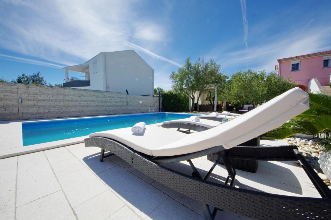 Apartmani Emili Sukošan Esterno foto